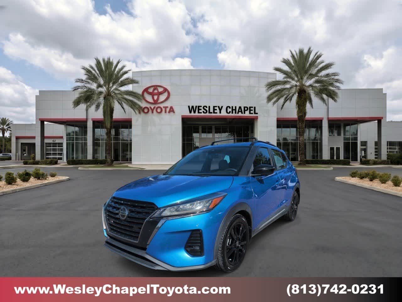 Used 2021 Nissan Kicks SR w/ SR Premium Package FWD image 1