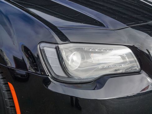 Used 2017 Chrysler 300 S RWD image 11