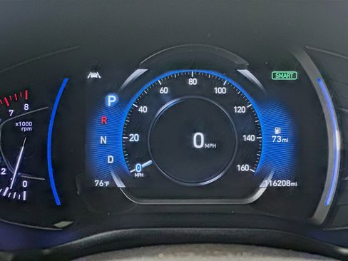 Used 2019 Hyundai Santa Fe FWD image 19