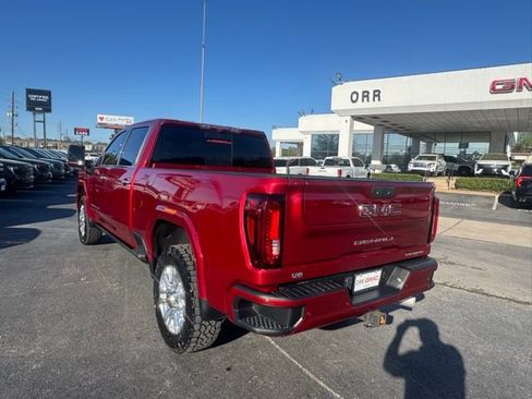 Used 2022 GMC Sierra 2500 Denali image 5