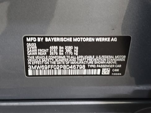 Used 2023 BMW 330i Sedan w/ Convenience Package RWD image 30