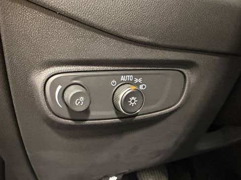 Used 2024 Chevrolet Equinox LS w/ Sport Edition AWD/4WD image 19