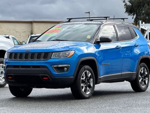 Used 2018 Jeep Compass Trailhawk w/ Leather Interior Group AWD/4WD image 8