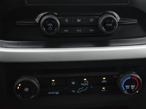 Used 2023 Ford F150 XLT image 26