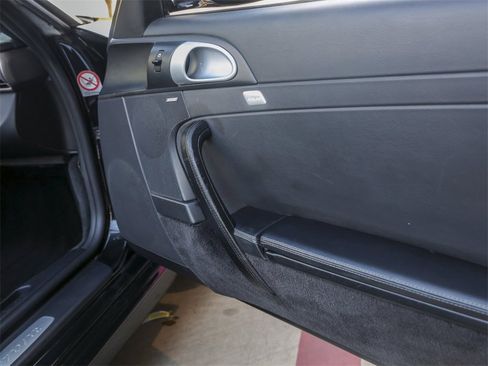Used 2006 Porsche 911 Carrera image 27