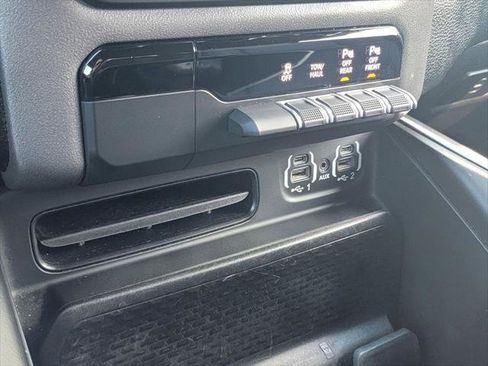 Certified 2021 RAM 1500 Big Horn image 31