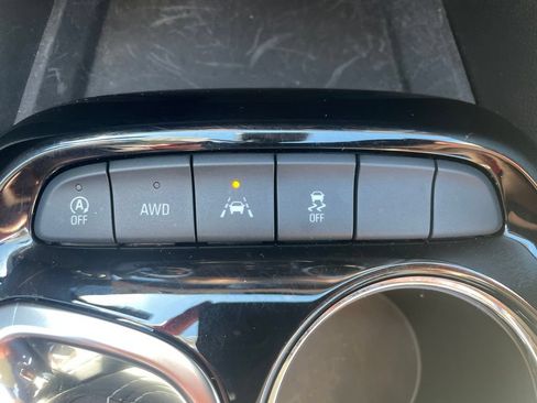 Certified 2024 Buick Encore GX Preferred AWD/4WD image 22