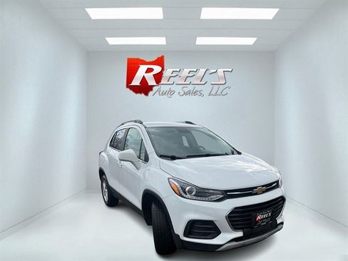 Used 2017 Chevrolet Trax LT image 3