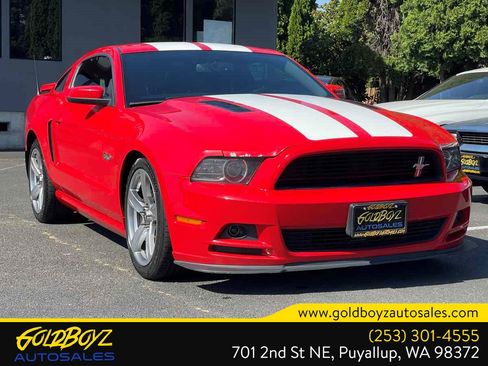 Used 2014 Ford Mustang GT w/ Equipment Group 402A RWD image 2