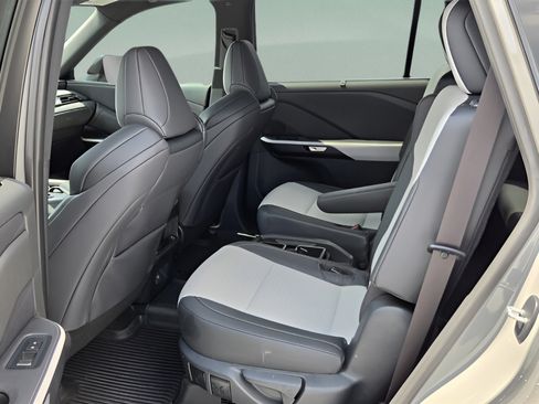 Used 2026 Lexus TX 500h AWD w/ Technology Package image 10