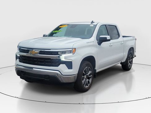 Used 2023 Chevrolet Silverado 1500 LT AWD/4WD image 2