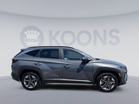 Used 2025 Hyundai Tucson SEL FWD image 8