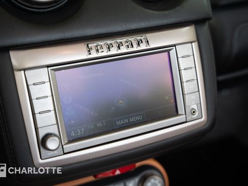 Used 2012 Ferrari California RWD image 27