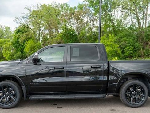 Used 2022 RAM 1500 Laramie w/ Night Edition AWD/4WD image 9
