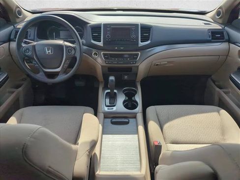 Used 2017 Honda Ridgeline RTS image 18