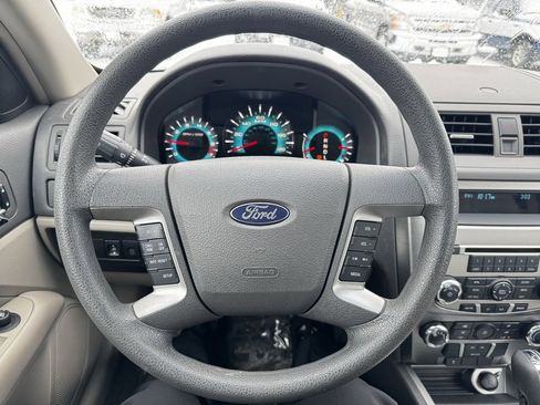 Used 2010 Ford Fusion SE image 21