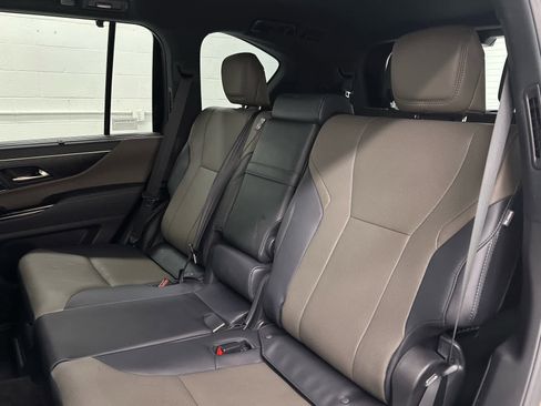 Used 2025 Lexus LX 700h Overtrail w/ Accessory Package (Z1) AWD/4WD image 16
