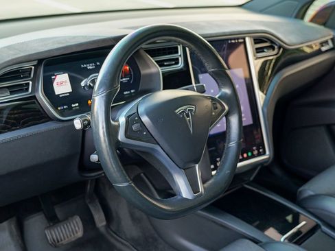 Used 2017 Tesla Model X 100D AWD/4WD image 18