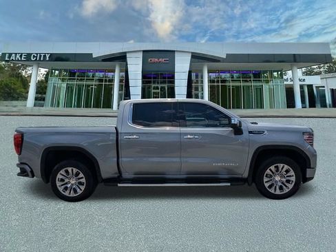 Used 2025 GMC Sierra 1500 Denali AWD/4WD image 2