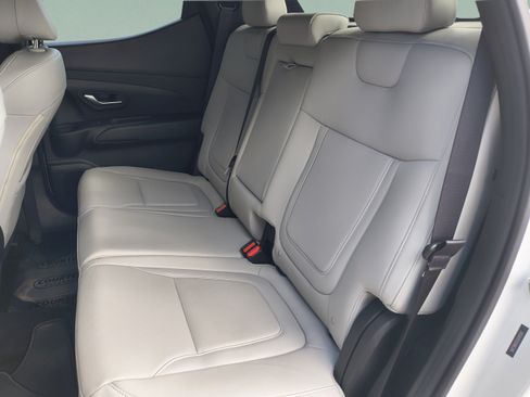 Certified 2025 Hyundai Santa Cruz SEL FWD image 16
