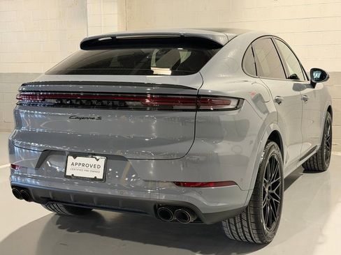 Used 2026 Porsche Cayenne S image 3