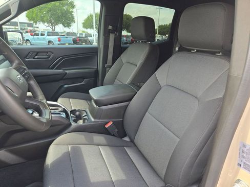 Certified 2024 Chevrolet Colorado Trail Boss AWD/4WD image 10