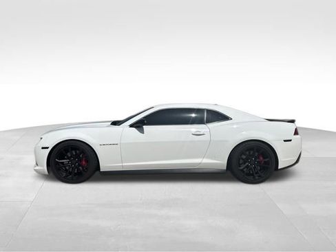 Used 2015 Chevrolet Camaro SS w/ SS Performance Package RWD image 6