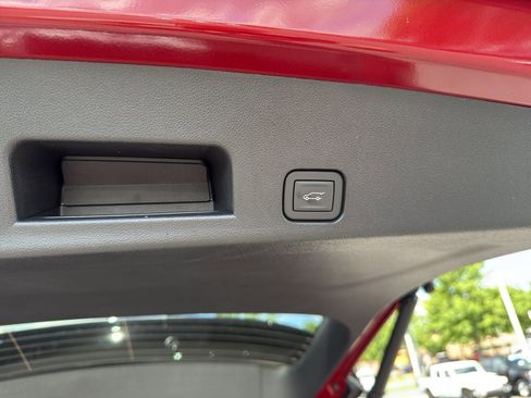 New 2026 Chevrolet Traverse LT image 29