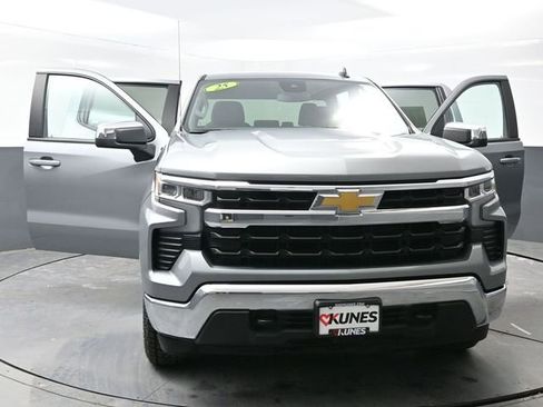 Used 2025 Chevrolet Silverado 1500 LT image 57