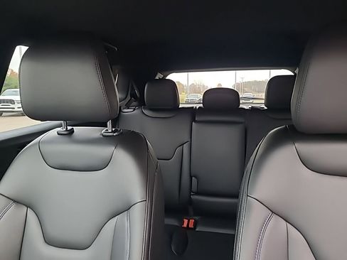 New 2026 Jeep Compass Limited AWD/4WD image 19