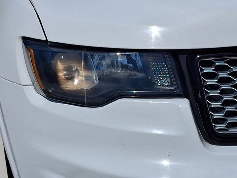 Certified 2020 Jeep Grand Cherokee Altitude AWD/4WD image 28