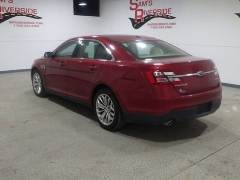 Used 2018 Ford Taurus Limited image 2