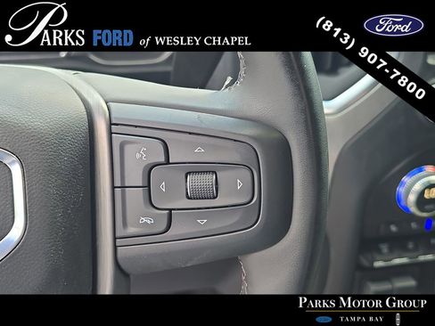 Used 2023 GMC Sierra 2500 Denali w/ Denali Black Diamond Edition AWD/4WD image 31
