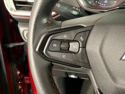 Used 2021 Chevrolet TrailBlazer RS FWD image 19