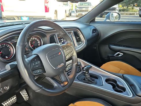 Used 2022 Dodge Challenger R/T Scat Pack w/ Plus Package RWD image 10