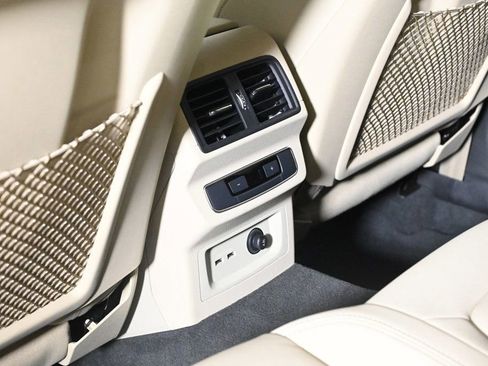 Used 2025 Audi Q5 2.0T Premium Plus w/ Premium Plus Package image 18