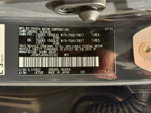 Certified 2024 Toyota 4Runner SR5 image 30