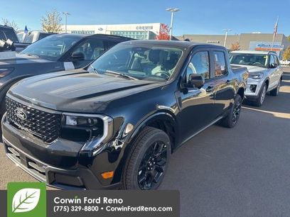 New 2025 Ford Maverick Lariat w/ Black Appearance Package