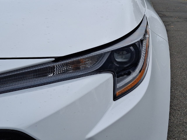 Used 2025 Toyota Corolla LE FWD image 9