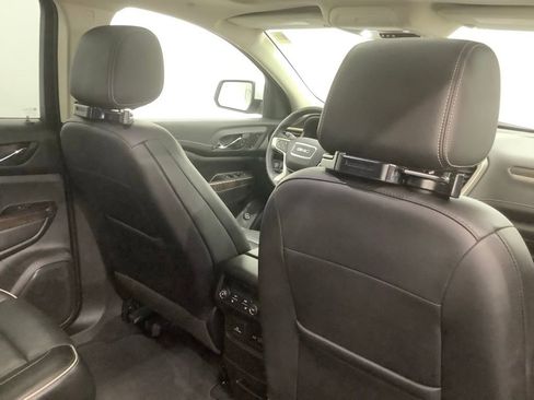 Used 2023 GMC Acadia Denali w/ Denali Technology Package AWD/4WD image 35