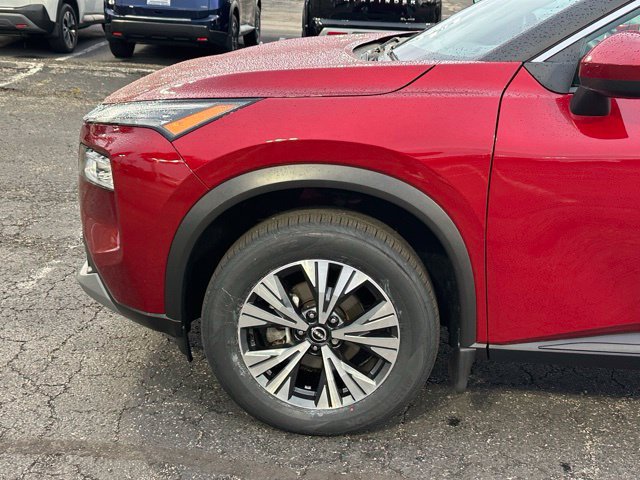 Used 2023 Nissan Rogue SV AWD/4WD image 7