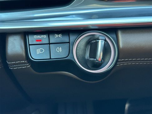 Certified 2023 Porsche Panamera 4S image 31