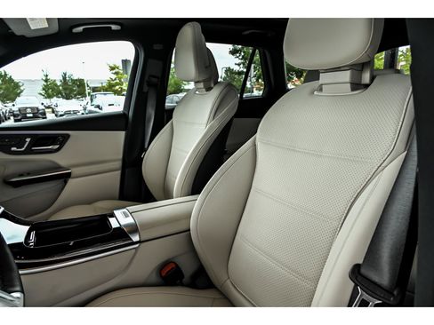 Certified 2026 Mercedes-Benz GLC 300 4MATIC image 12
