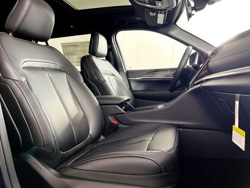 New 2025 Jeep Grand Cherokee L Limited image 28