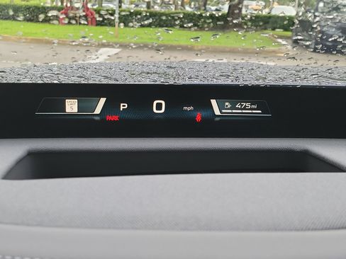 New 2027 BMW 740i w/ Executive Package RWD image 22