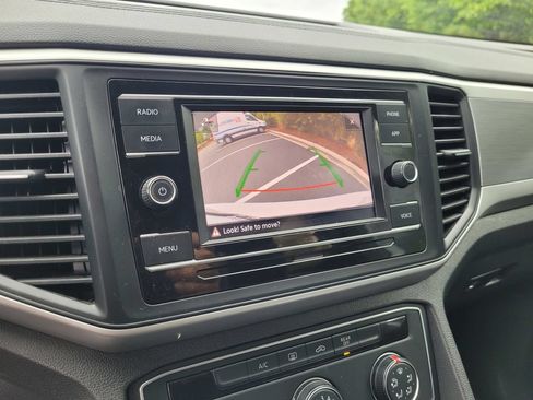 Used 2021 Volkswagen Atlas S FWD image 18