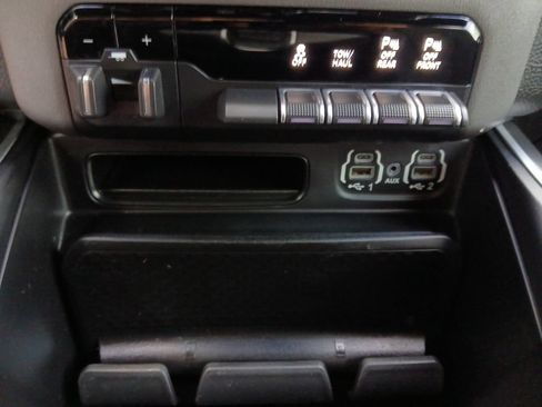 Used 2020 RAM 1500 Lone Star AWD/4WD image 10