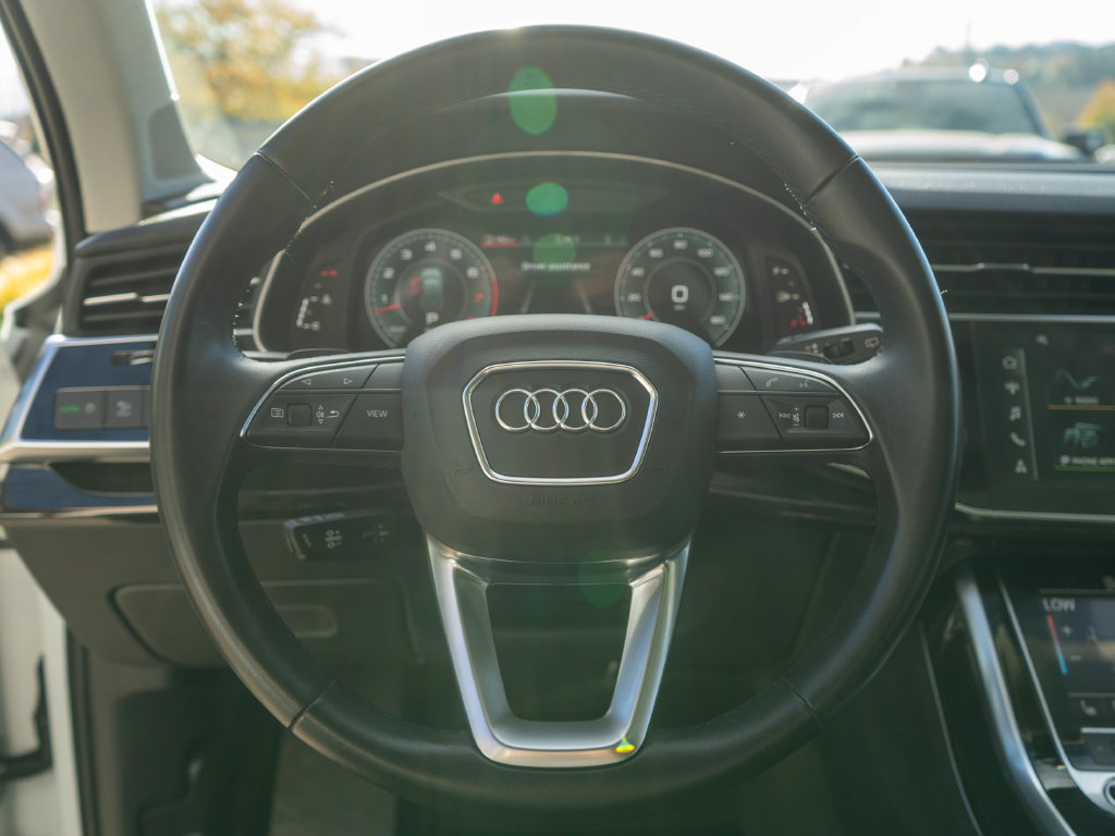 Used 2023 Audi Q7 3.0T Premium Plus AWD/4WD image 18