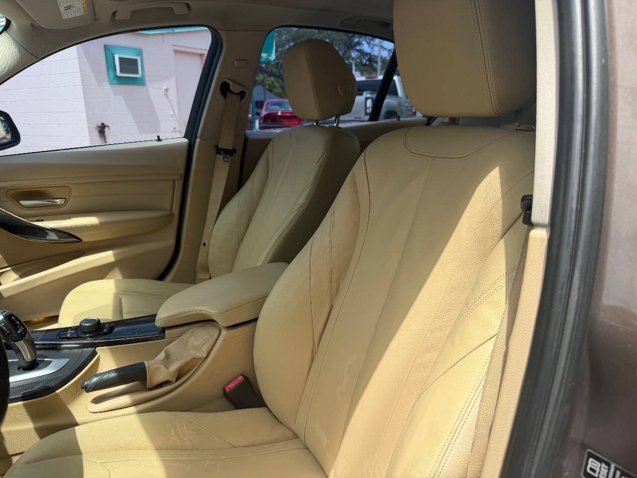 Used 2013 BMW 328i Sedan RWD image 8