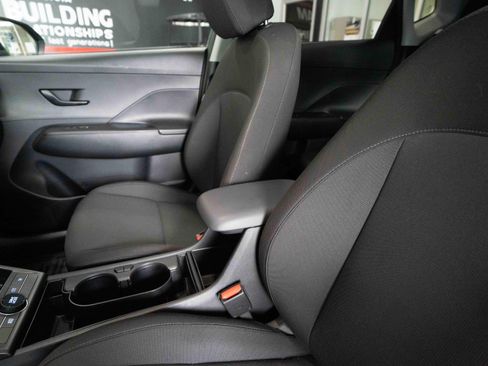 Used 2024 Hyundai Kona SEL w/ Convenience Package FWD image 10